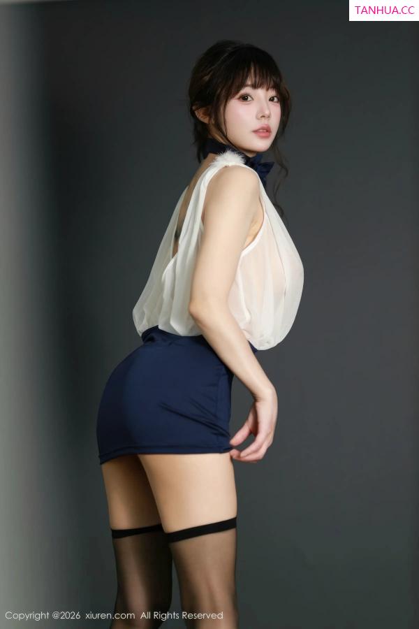 佘贝拉  [XiuRen]高清写真图 2026.01.05 No.11191 佘贝拉Bella 薄纱服饰第15张图片